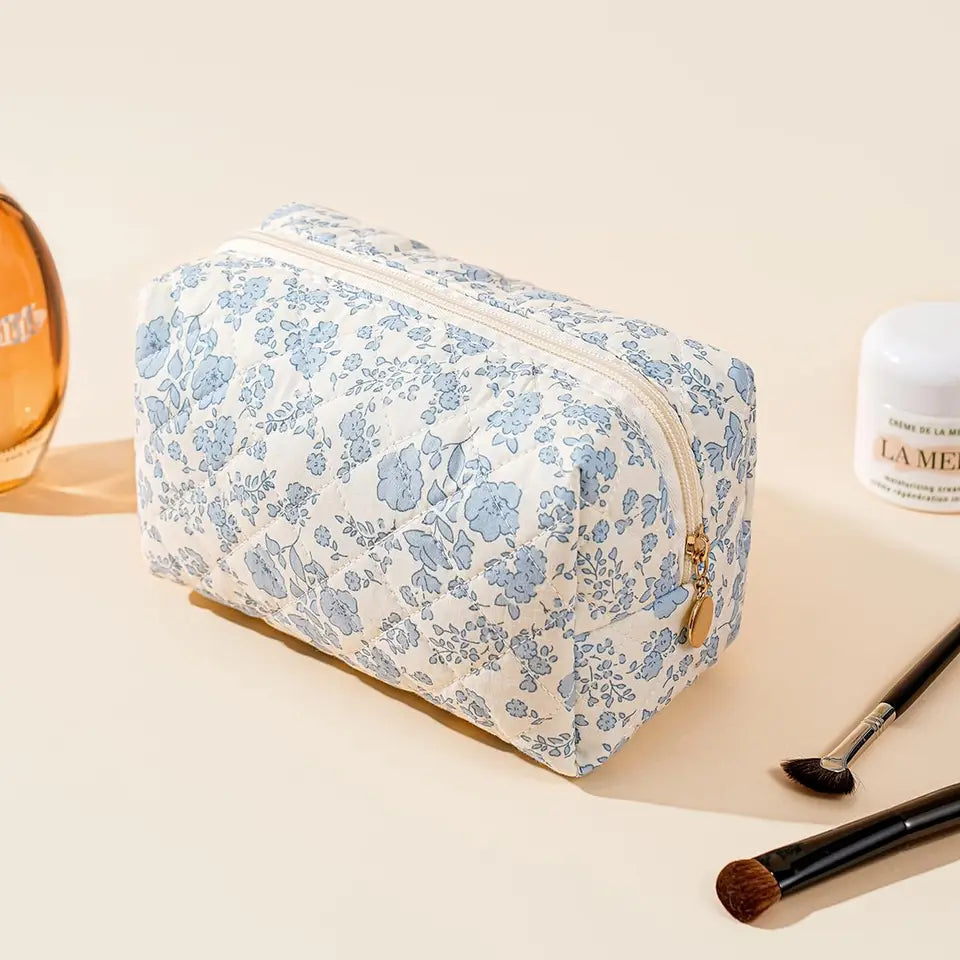 Storage Organizer Floral Puffy Quilted Makeup Bag Flower Printed Cosmetic Pouch Large Travel Cosmetic Bag Make up Aesthetic
