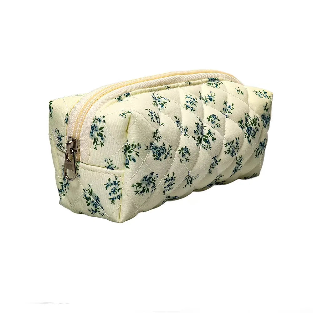 Storage Organizer Floral Puffy Quilted Makeup Bag Flower Printed Cosmetic Pouch Large Travel Cosmetic Bag Make up Aesthetic